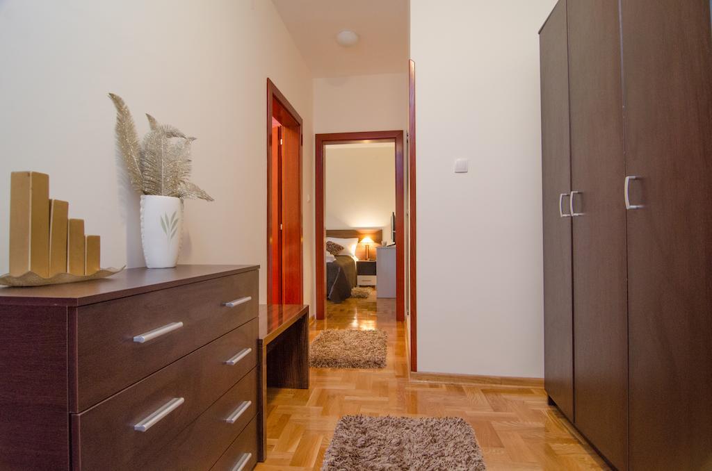 Apartments Biser วรินรัชกา บานยา ห้อง รูปภาพ