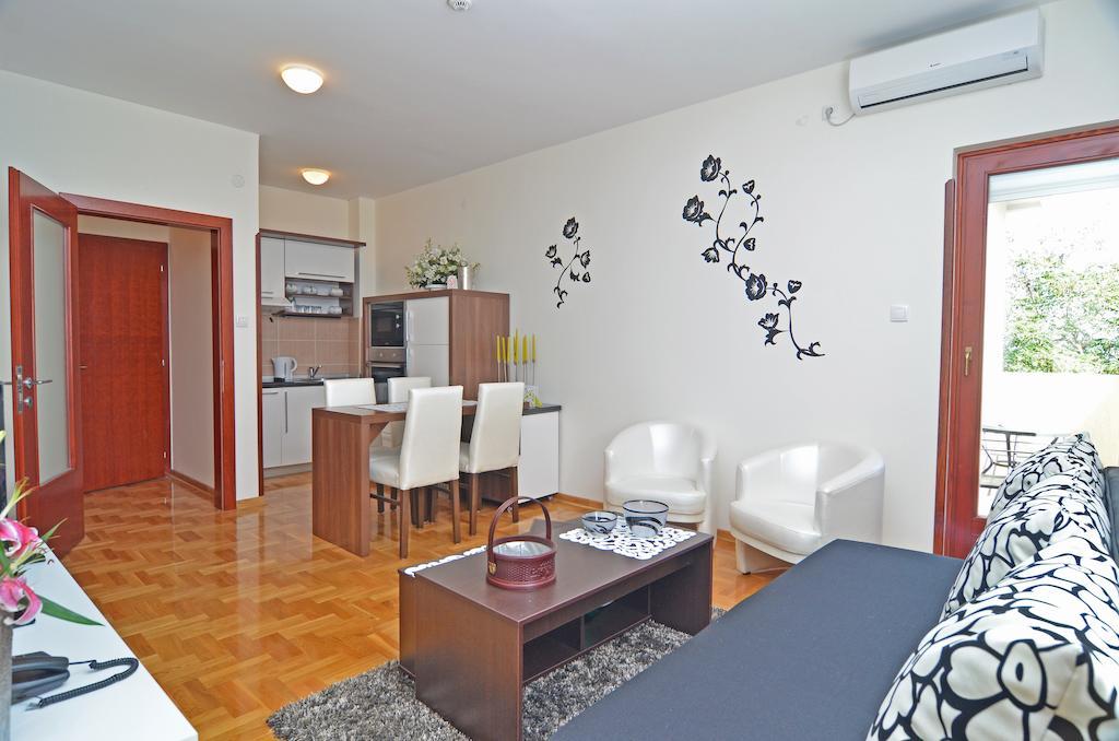 Apartments Biser วรินรัชกา บานยา ห้อง รูปภาพ