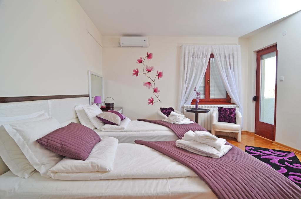 Apartments Biser วรินรัชกา บานยา ห้อง รูปภาพ