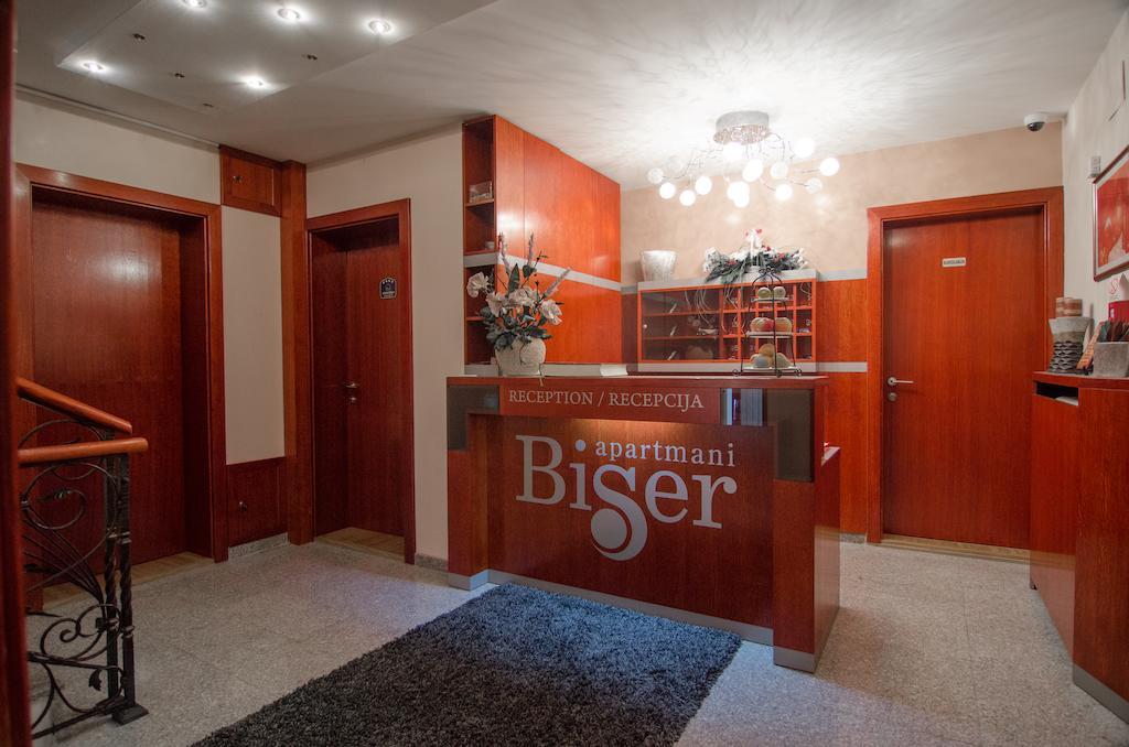 Apartments Biser วรินรัชกา บานยา ภายนอก รูปภาพ