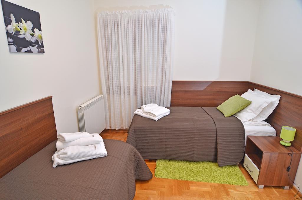 Apartments Biser วรินรัชกา บานยา ห้อง รูปภาพ