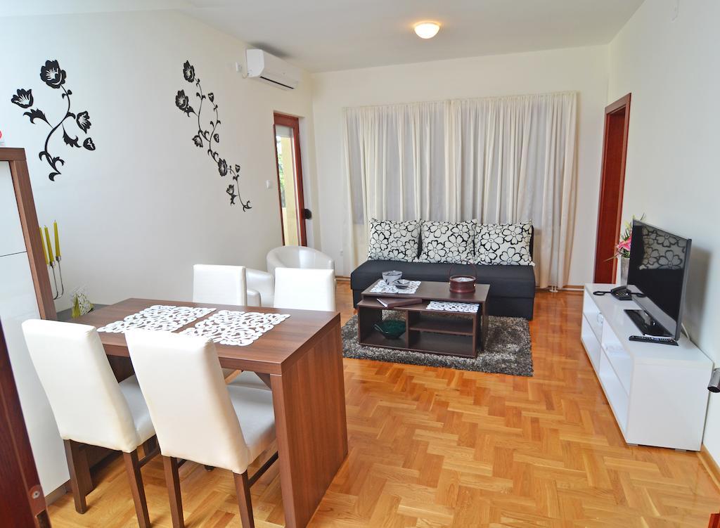 Apartments Biser วรินรัชกา บานยา ห้อง รูปภาพ