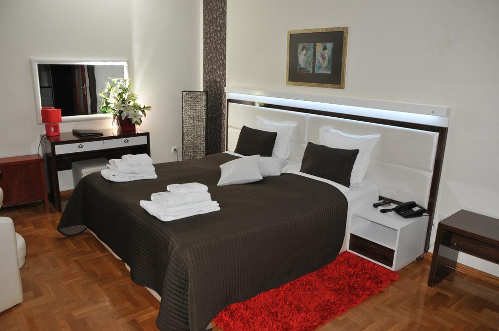 Apartments Biser วรินรัชกา บานยา ภายนอก รูปภาพ